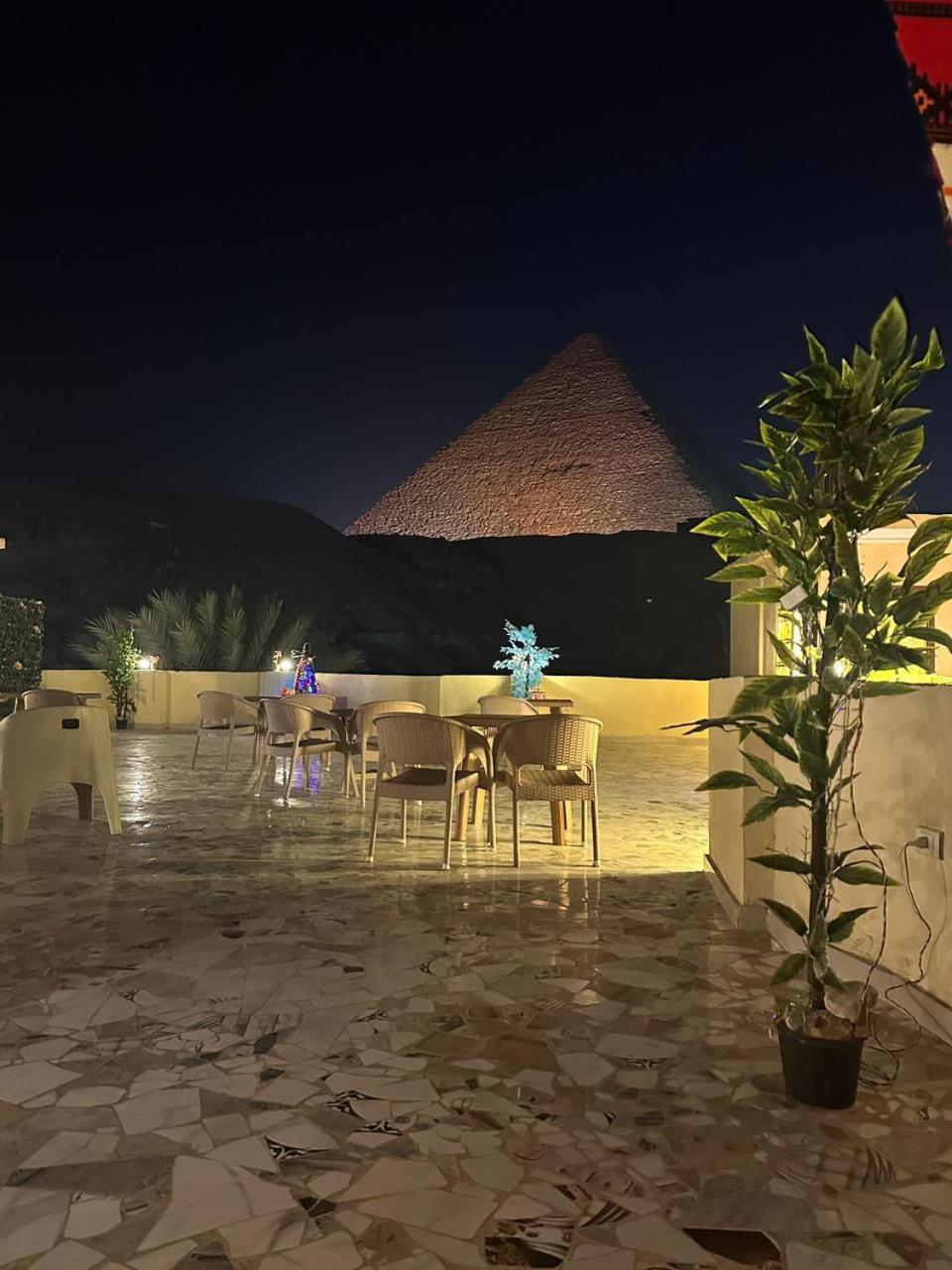 Pyramid View Gh Hotel Kafrat al Jabal Exterior foto