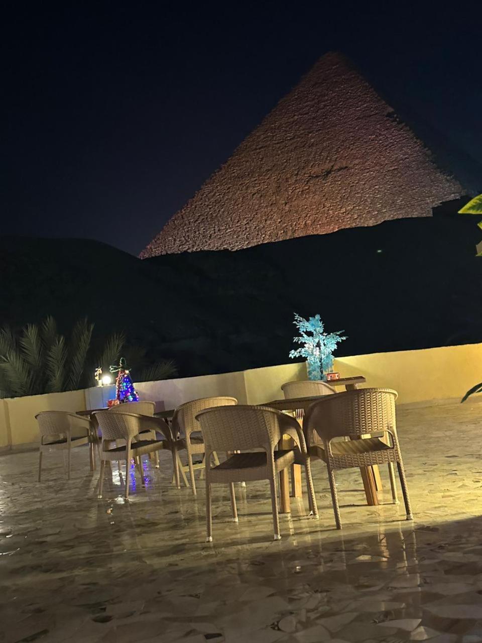 Pyramid View Gh Hotel Kafrat al Jabal Exterior foto